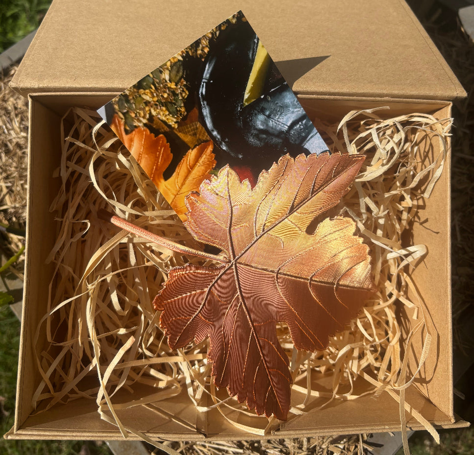 Faux Shiraz Leaf Cheese platter decoration